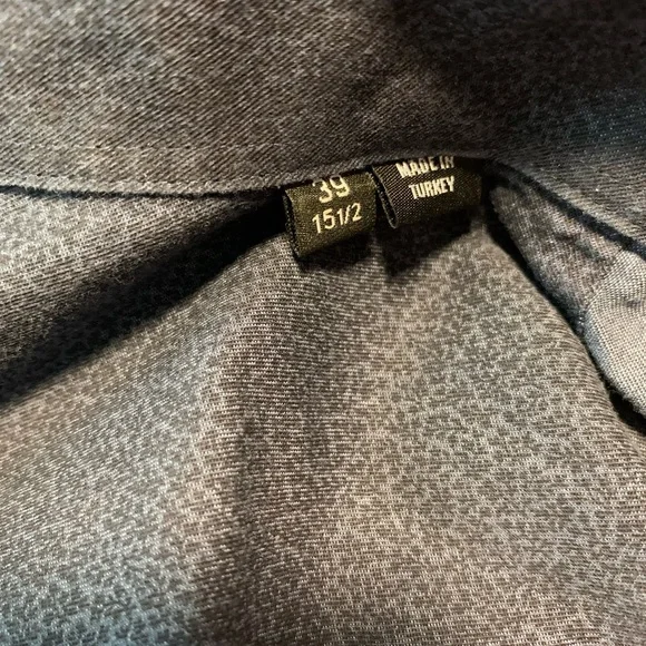 Hugo Boss Button Down - Picture 4 of 4